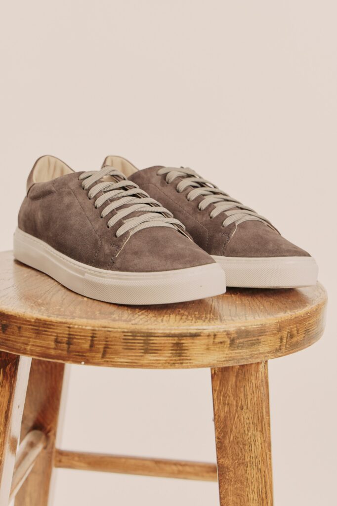 Замшевые кеды