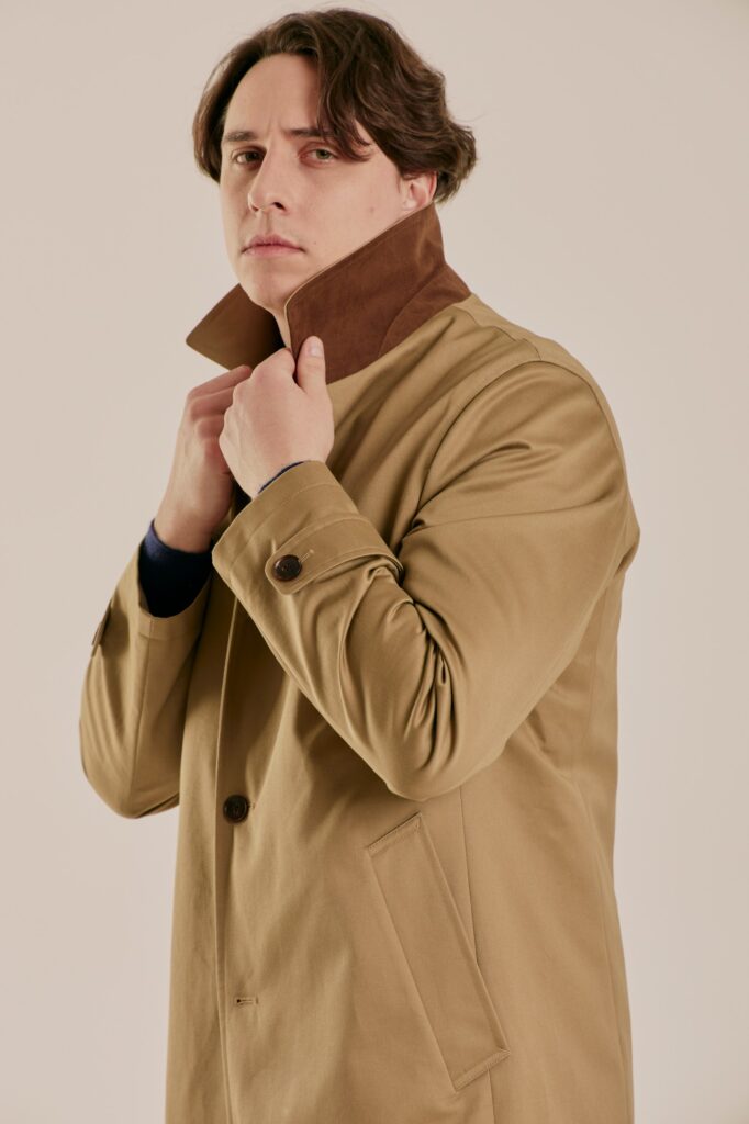 Плащ с Жилетом