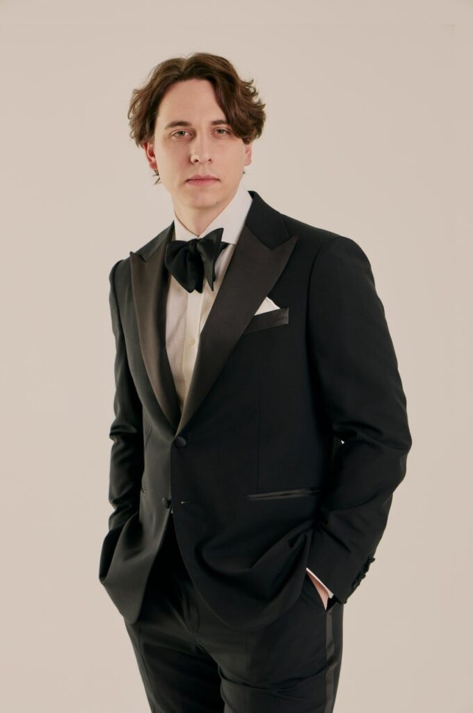 Смокинг Classic Black